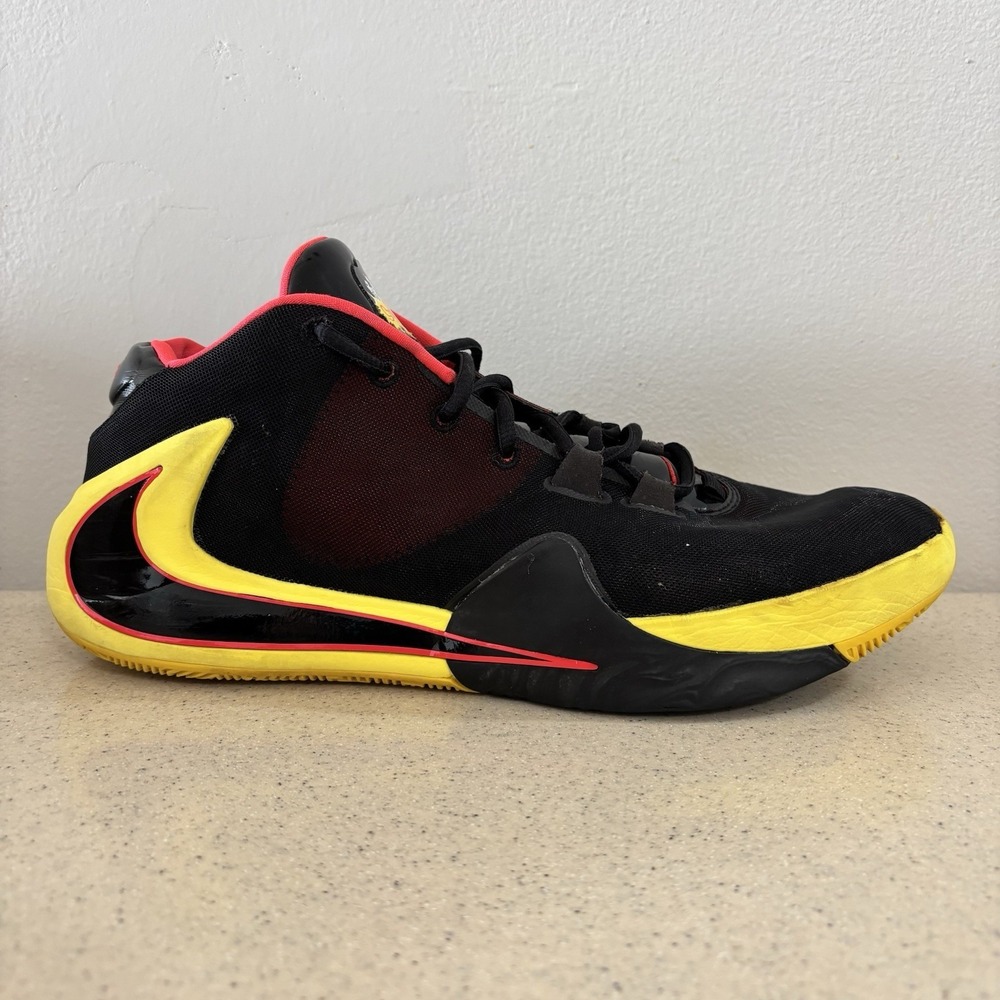 Nike Zoom Freak 1 Soul Glo Giannis Antetokounmpo Black Yellow BQ5422-003 Mens